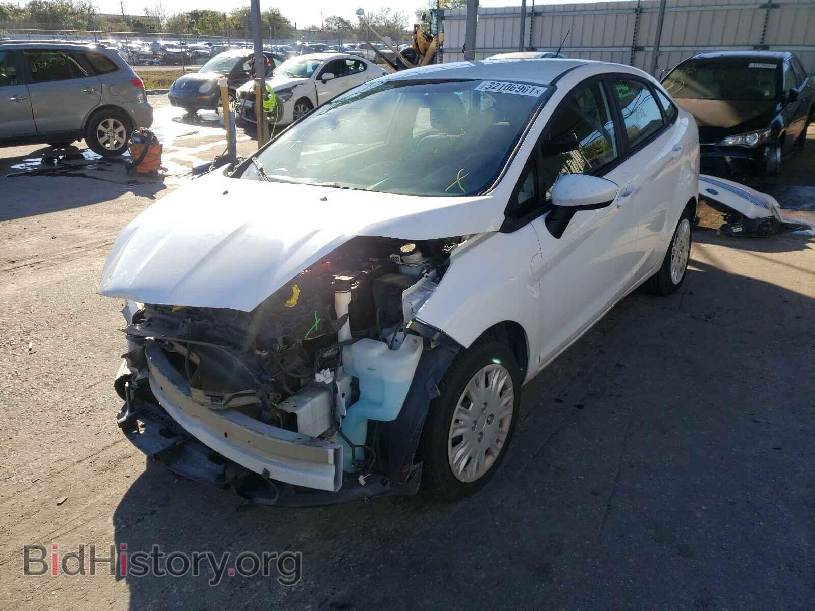 2017 FORD FIESTA - VIN: 3FADP4AJ1HM126300 - Фото 2
