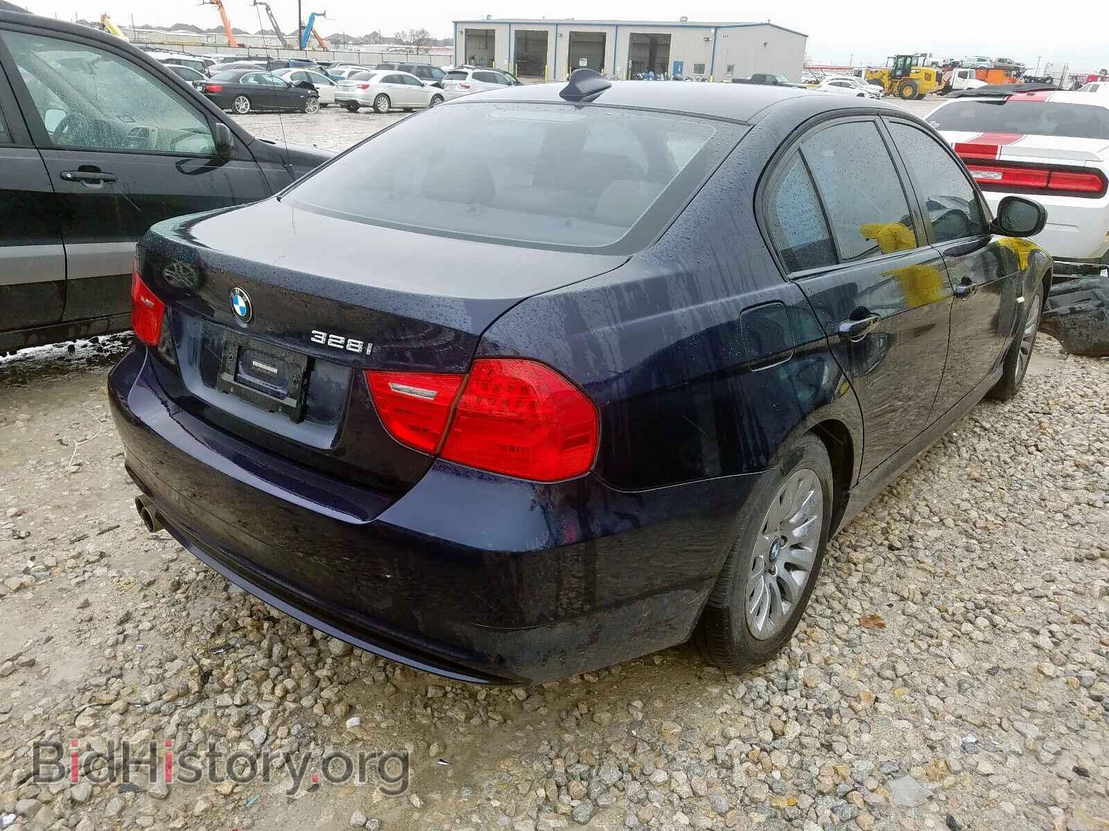 2009 BMW 3 SERIES - VIN: WBAPH77579NM47021 - Фото 4