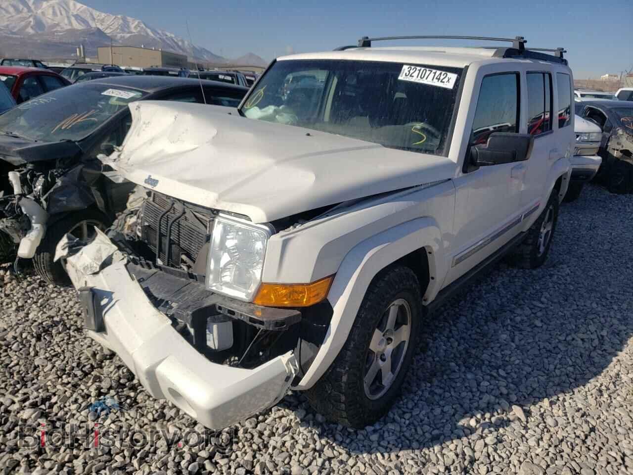 2010 JEEP COMMANDER - VIN: 1J4RG4GK7AC157116 - Фото 2