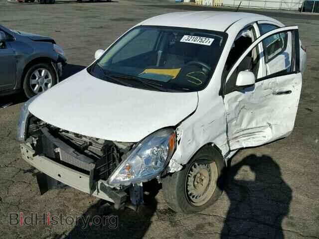 2013 NISSAN VERSA - VIN: 3N1CN7AP2DL876549 - Фото 2