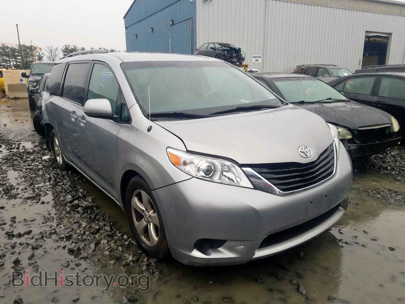 Photo 5TDKK3DC7ES470930 - TOYOTA SIENNA 2014