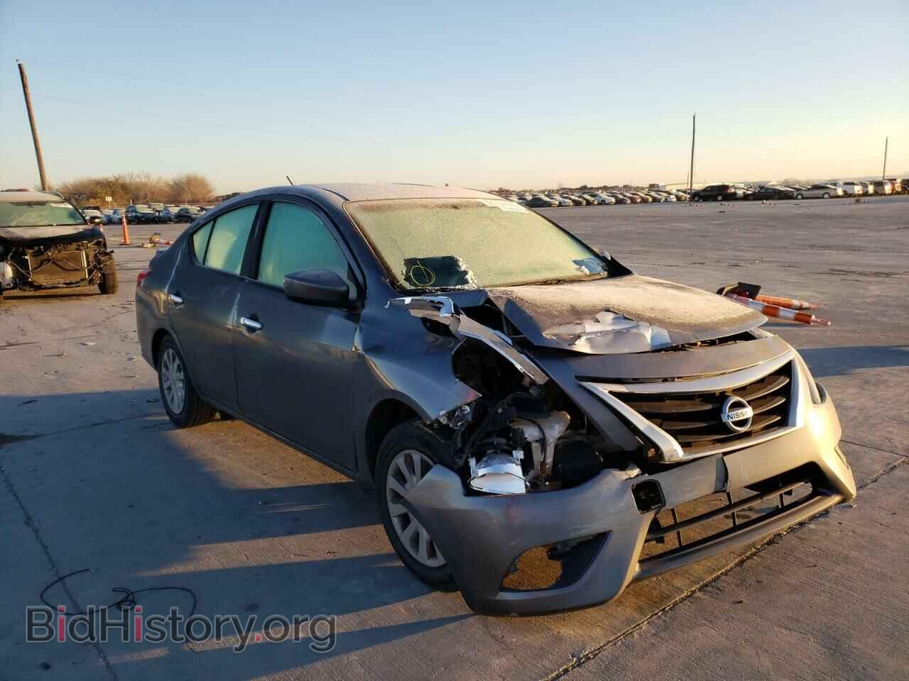 Photo 3N1CN7AP3KL831763 - NISSAN VERSA 2019