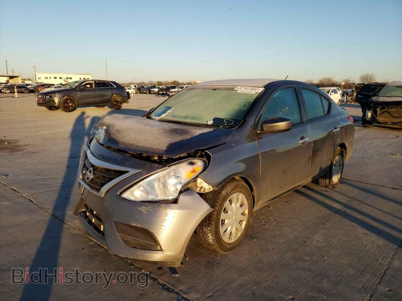 2019 NISSAN VERSA - VIN: 3N1CN7AP3KL831763 - Photo 2