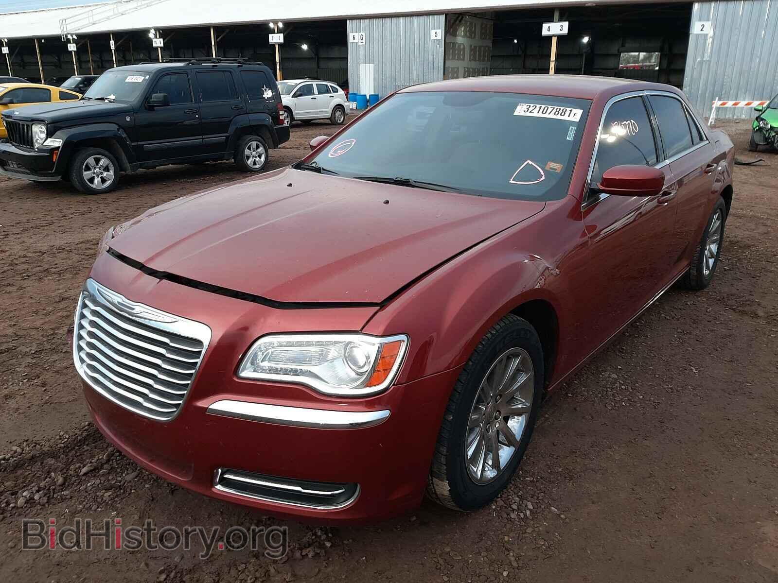 2012 CHRYSLER 300 - VIN: 2C3CCAAG9CH139103 - Фото 2