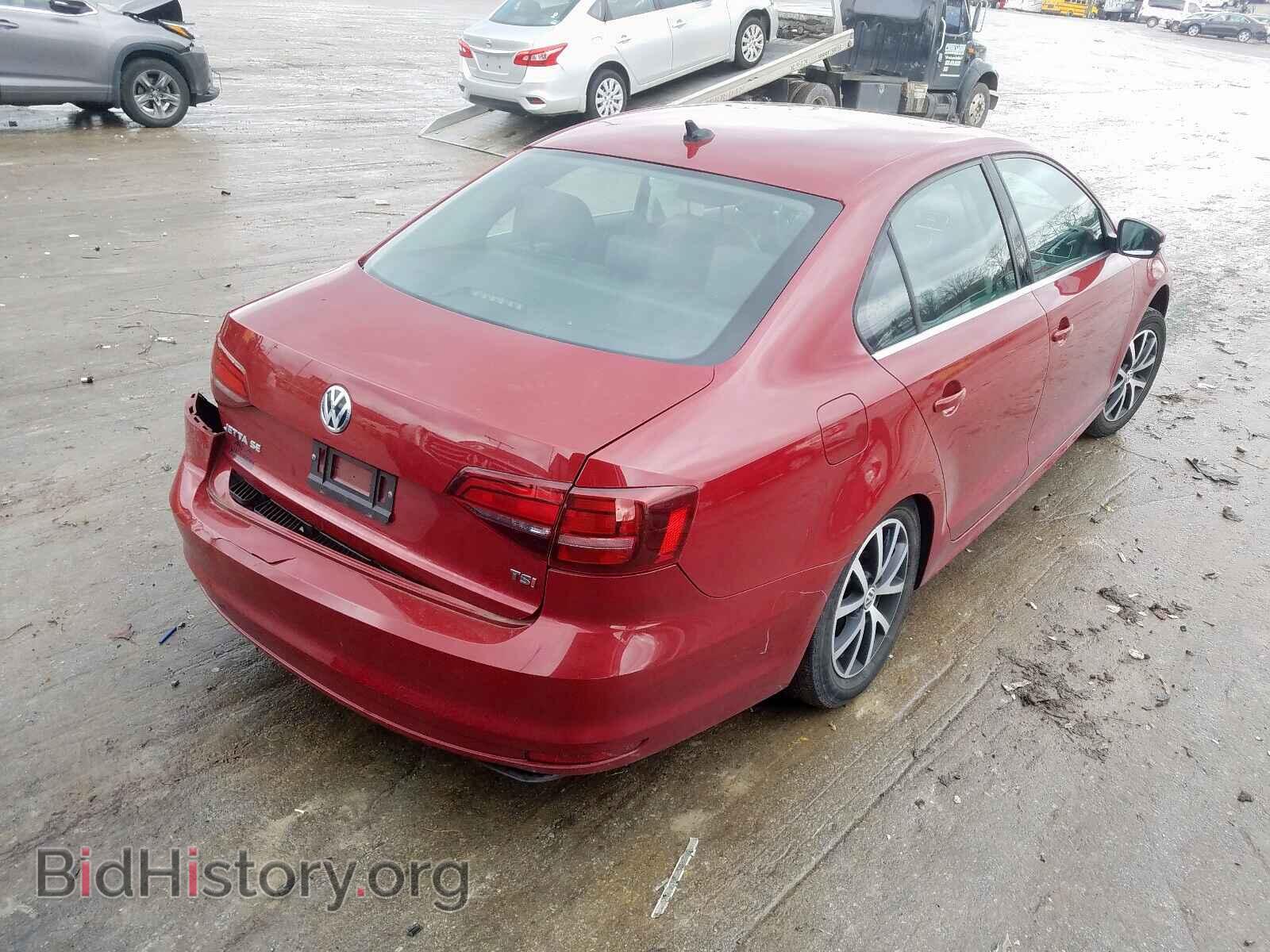 2017 VOLKSWAGEN JETTA - VIN: 3VWDB7AJXHM219811 - Фото 4