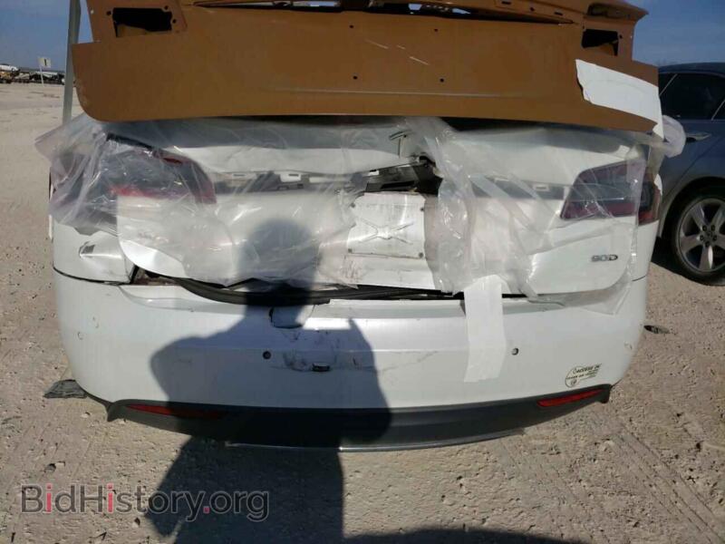 2016 Tesla MODEL S (VIN 5YJSA1E27GF126776) — photo 9 of 10