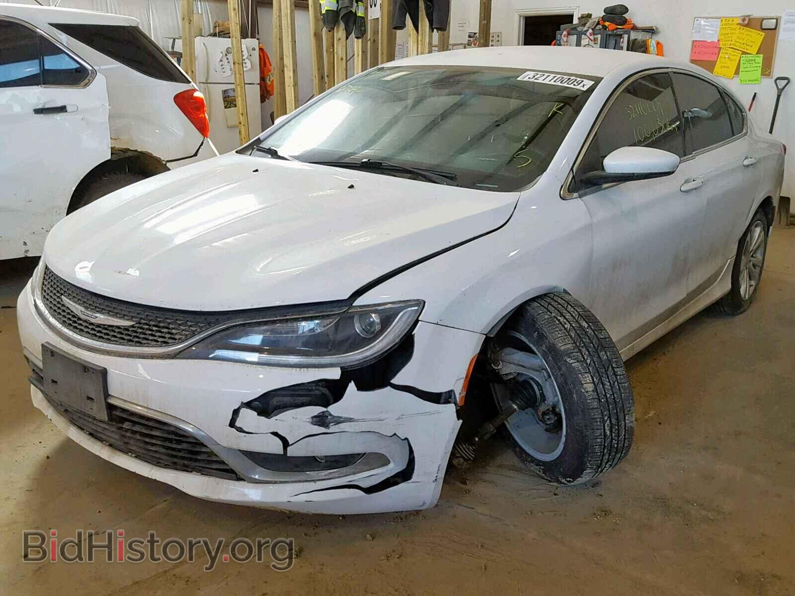 2016 CHRYSLER 200 - VIN: 1C3CCCAB2GN103203 - Фото 2