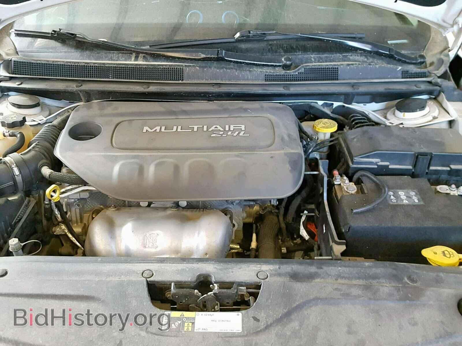 2016 CHRYSLER 200 - VIN: 1C3CCCAB2GN103203 - Фото 7