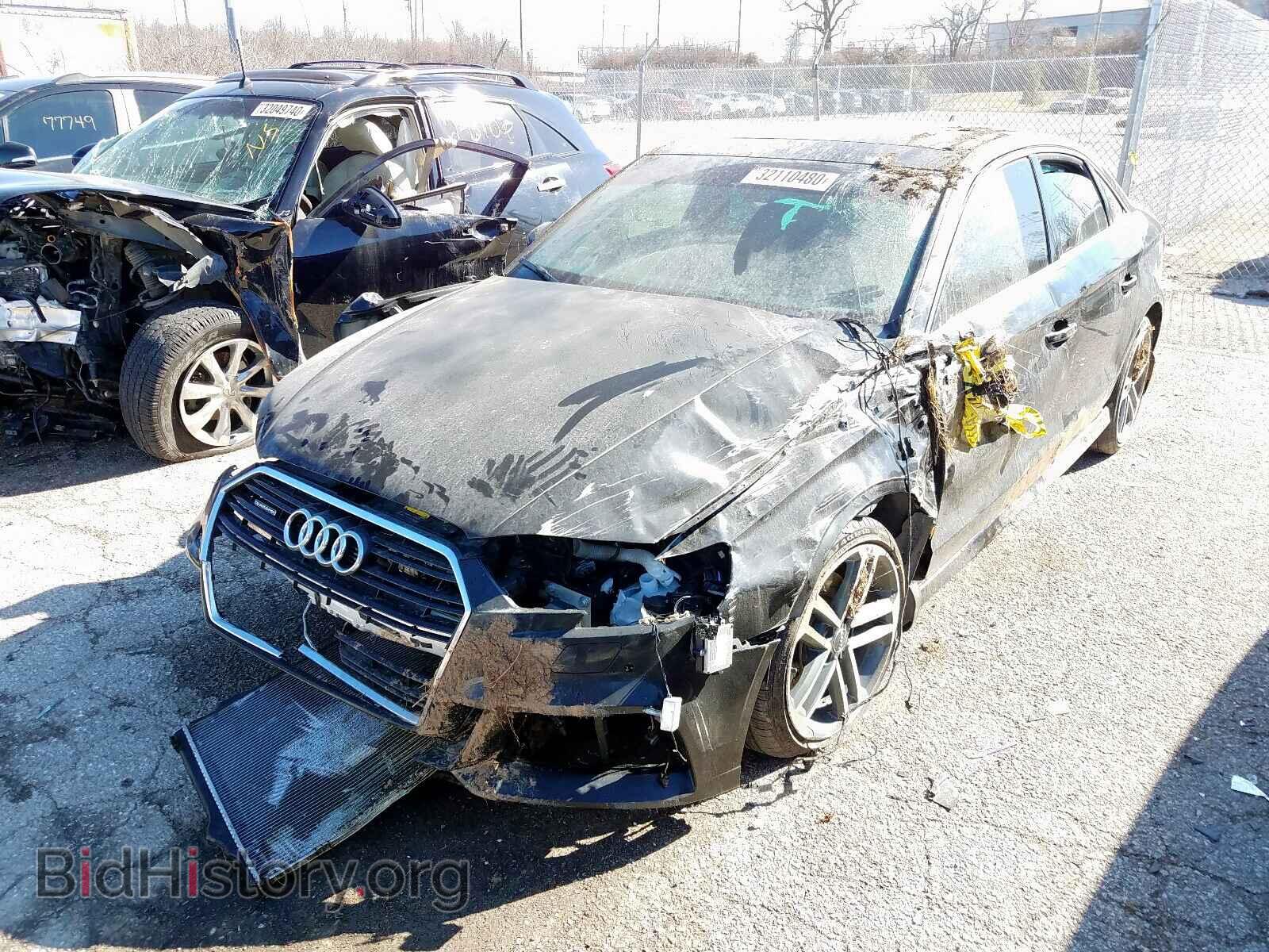 2018 AUDI A3 - VIN: WAUJ8GFF0J1083228 - Фото 2