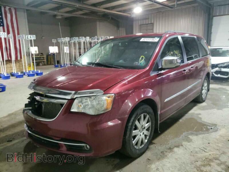 2011 Chrysler MINIVAN (VIN 2A4RR8DG7BR666293) — photo 2 of 10