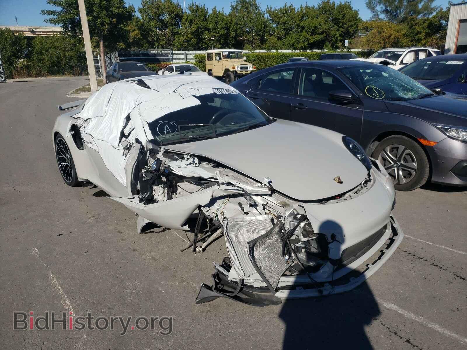 Фотография WP0AD2A98JS156262 - PORSCHE 911 2018