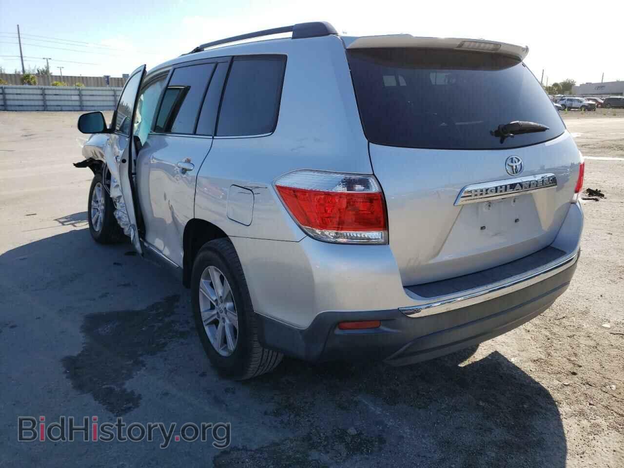2011 TOYOTA HIGHLANDER - VIN: 5TDZK3EH8BS044829 - Фото 3