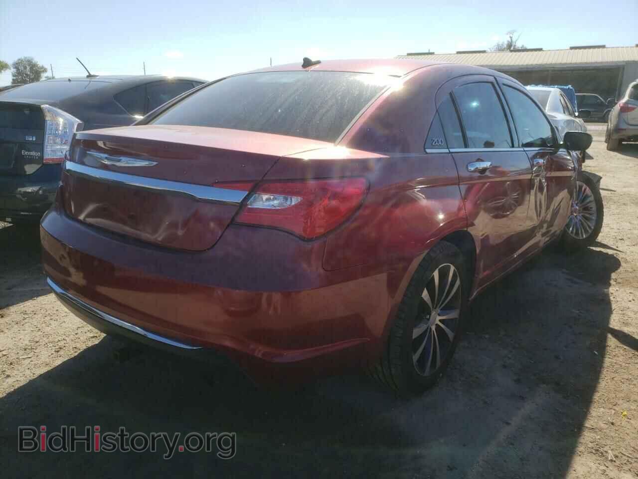 2011 CHRYSLER 200 - VIN: 1C3BC2FB8BN505380 - Фото 4