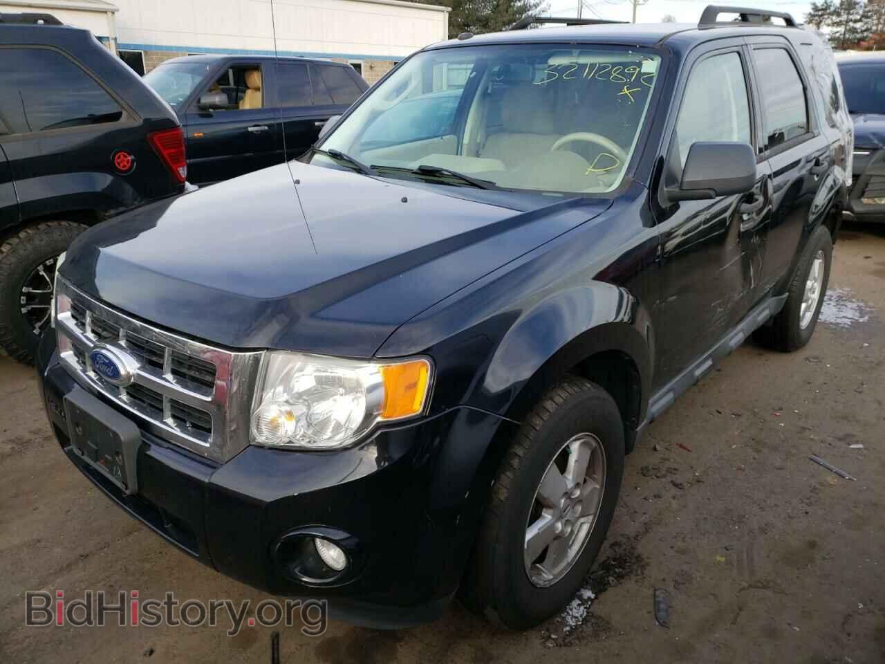 2010 FORD ESCAPE - VIN: 1FMCU0D75AKB11976 - Фото 2