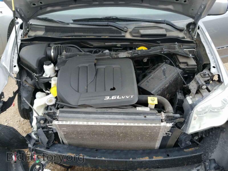 2014 Chrysler MINIVAN (VIN 2C4RC1BG5ER207916) — photo 7 of 10