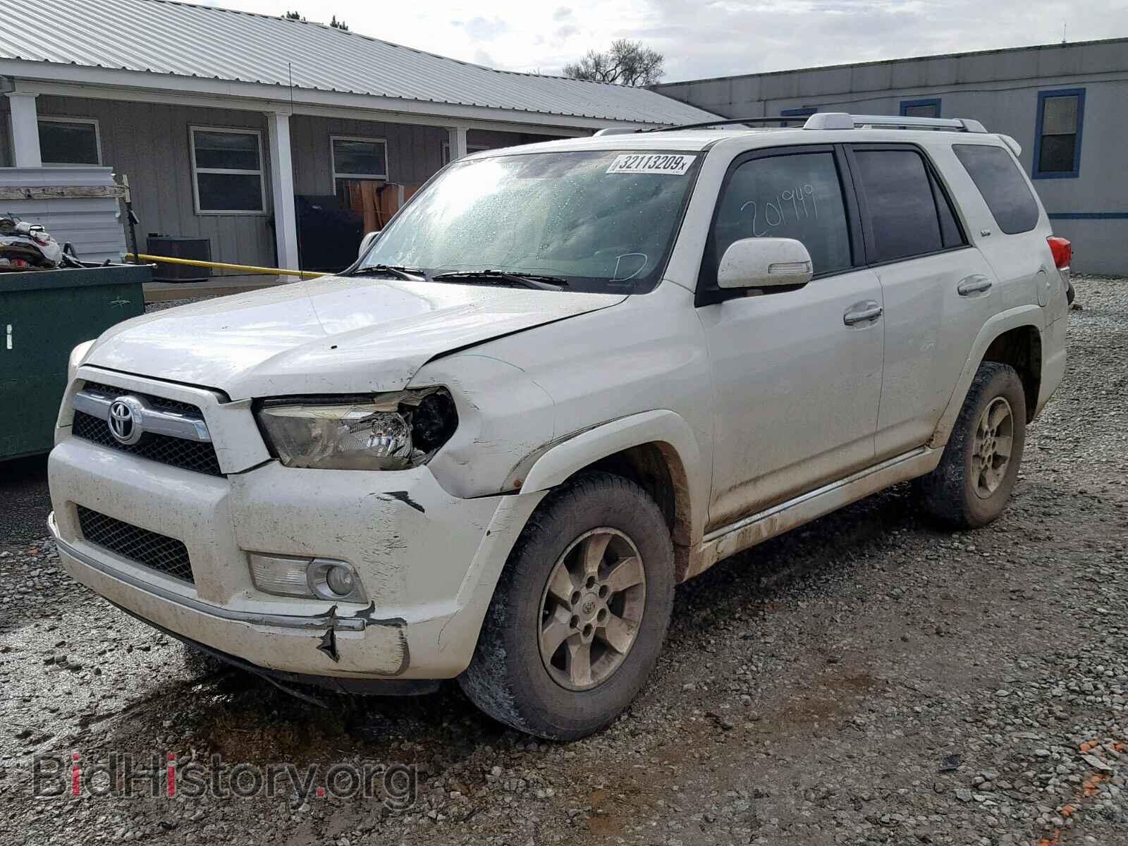 2010 TOYOTA 4RUNNER SR - VIN: JTEZU5JR9A5000231 - Фото 2