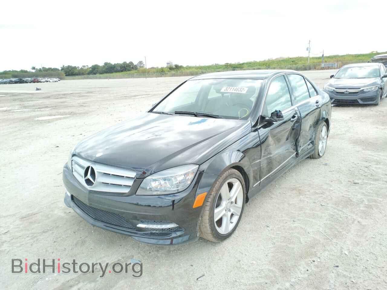 2011 MERCEDES-BENZ C-CLASS - VIN: WDDGF5EB3BA457599 - Фото 2