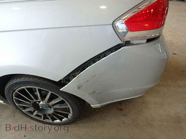 2009 FORD FOCUS - VIN: 1FAHP36N79W106268 - Фото 9