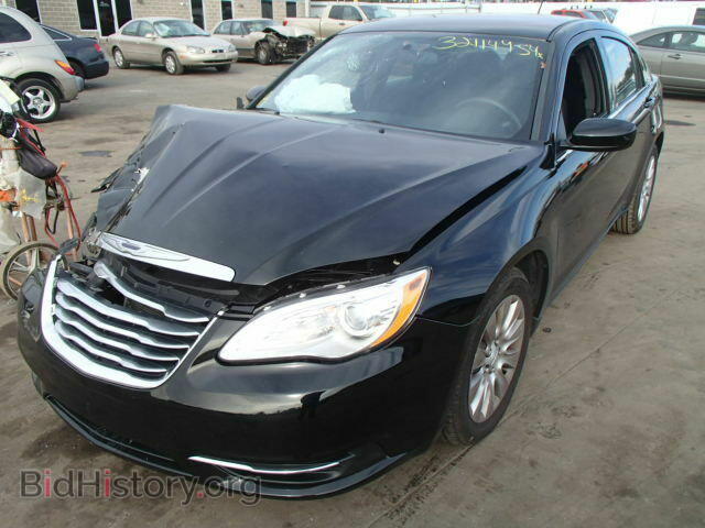 2013 CHRYSLER 200 - VIN: 1C3CCBAB8DN561446 - Фото 2