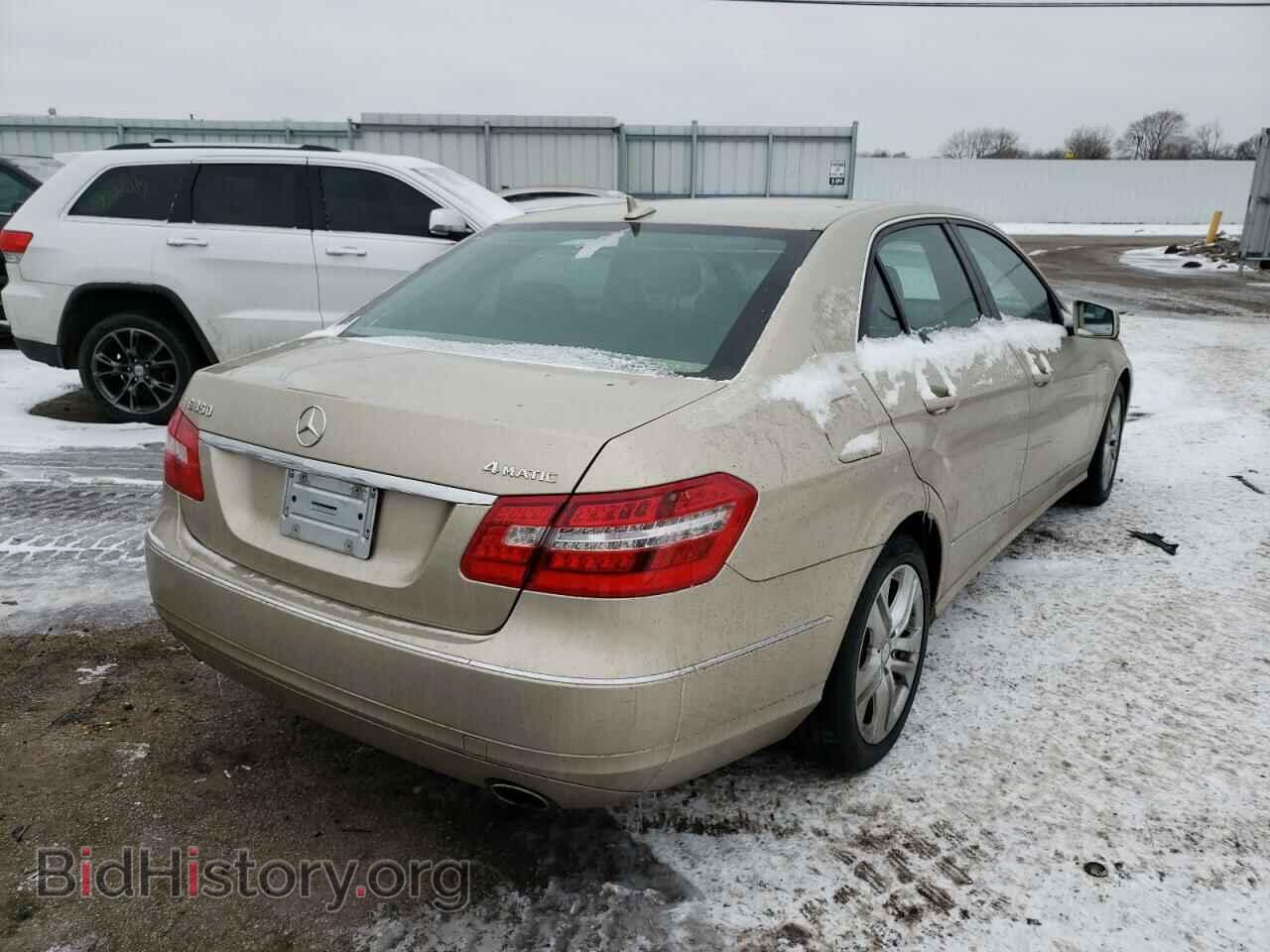 2010 MERCEDES-BENZ E-CLASS - VIN: WDDHF8HB5AA155375 - Фото 4