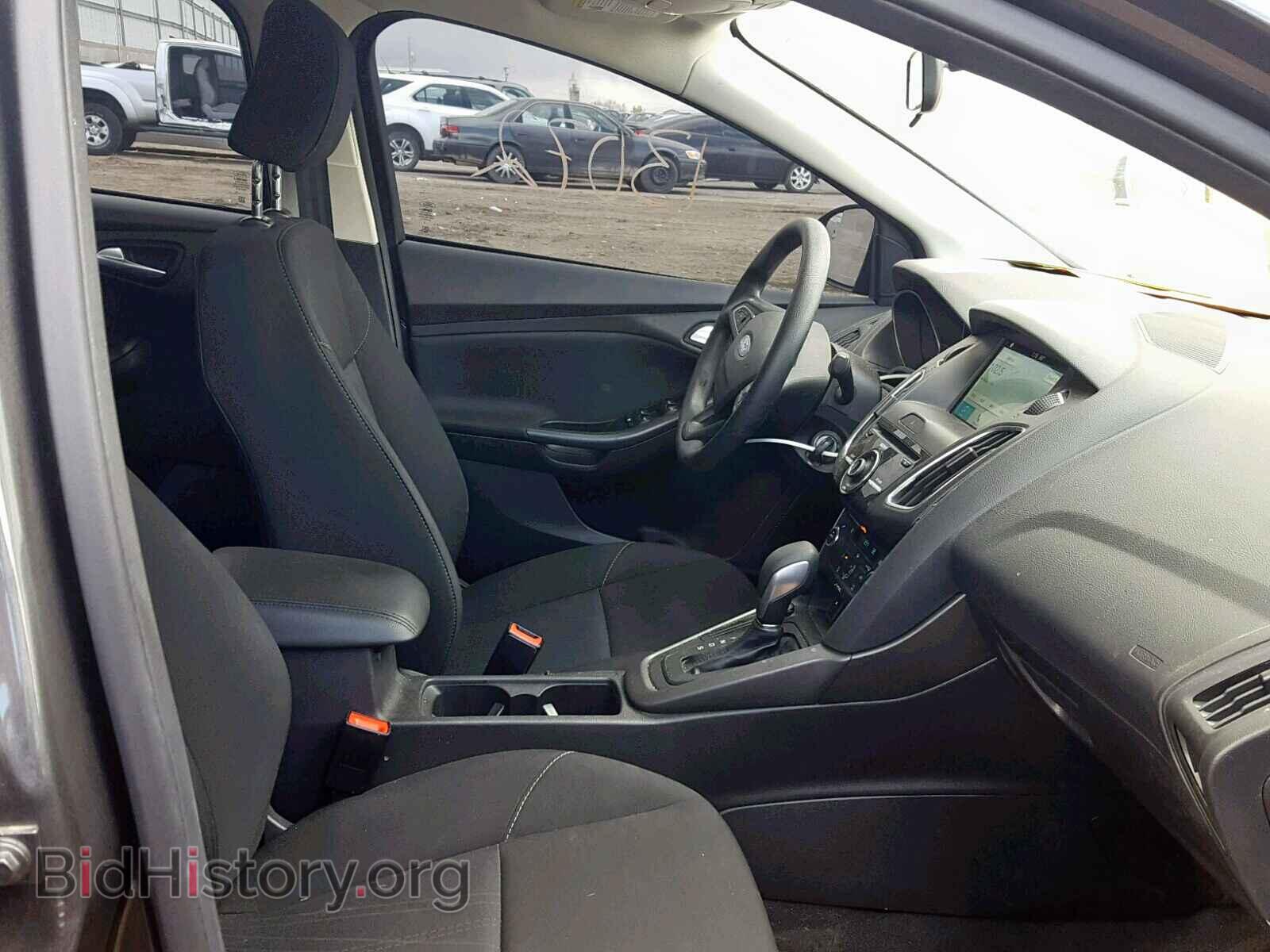 2017 FORD FOCUS - VIN: 1FADP3H23HL205574 - Photo 5