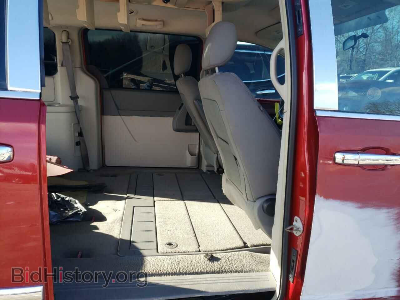 2008 CHRYSLER MINIVAN - VIN: 2A8HR54P98R636617 - Фото 6