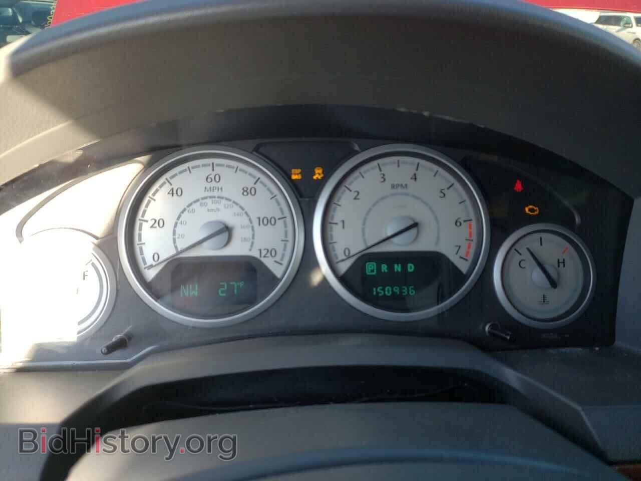 2008 CHRYSLER MINIVAN - VIN: 2A8HR54P98R636617 - Фото 8
