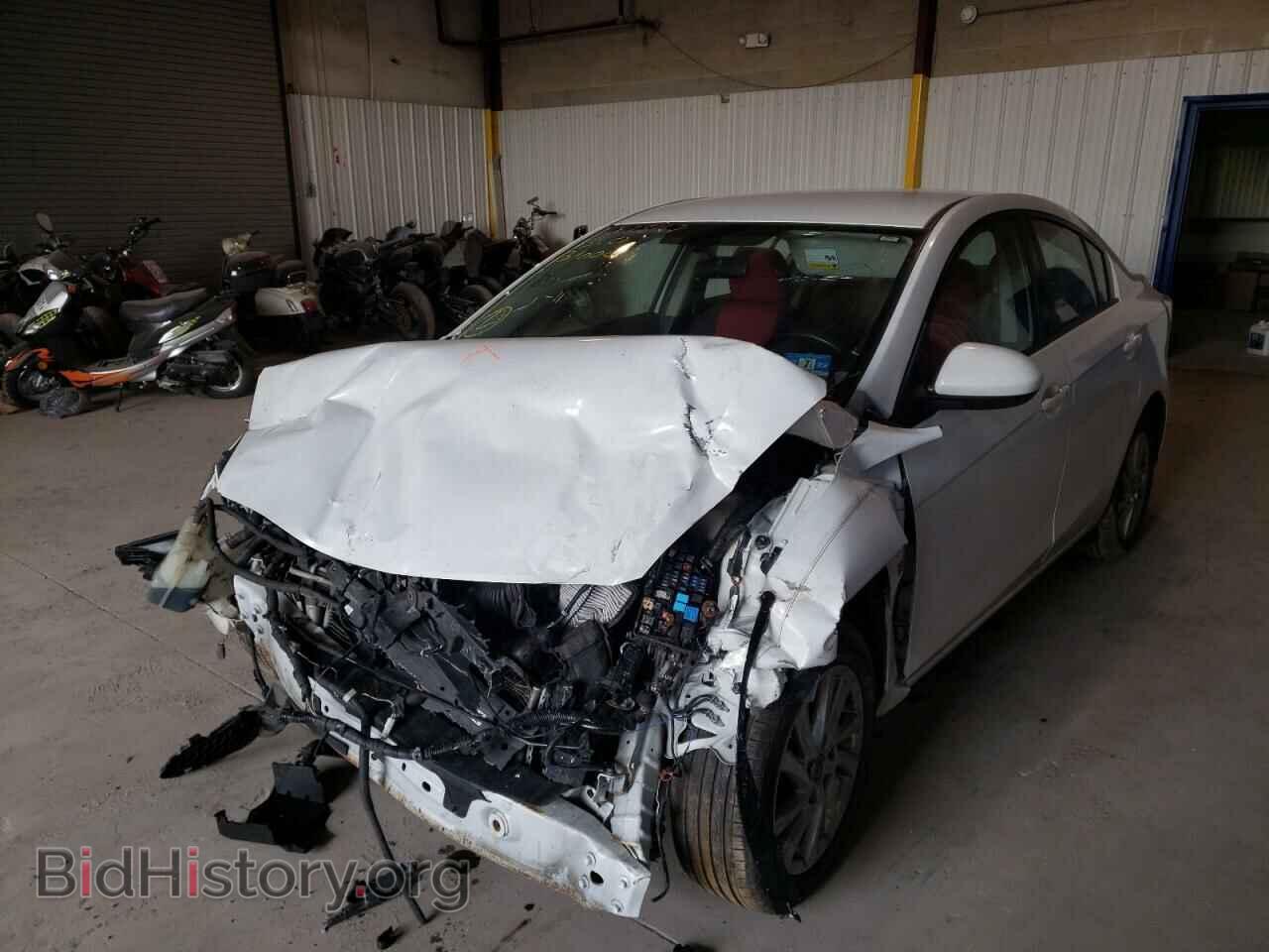 2013 MAZDA 3 - VIN: JM1BL1V8XD1704937 - Фото 2