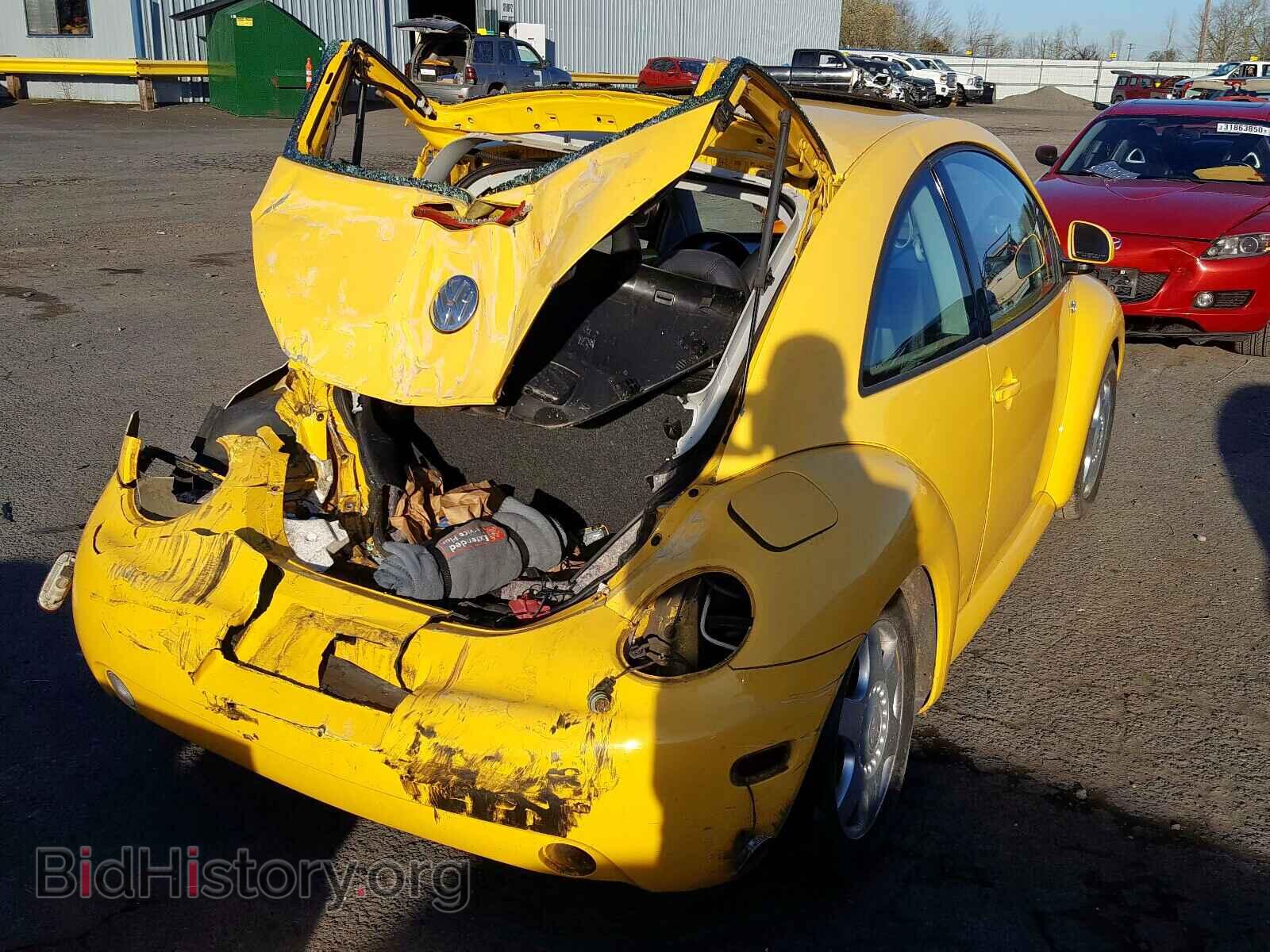 2000 VOLKSWAGEN BEETLE - VIN: 3VWCD21C2YM487195 - Фото 4