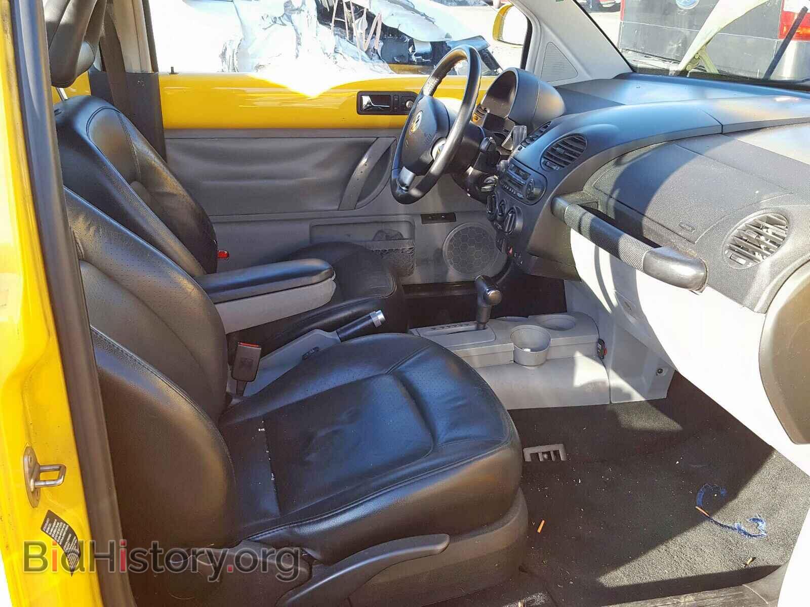 2000 VOLKSWAGEN BEETLE - VIN: 3VWCD21C2YM487195 - Фото 5