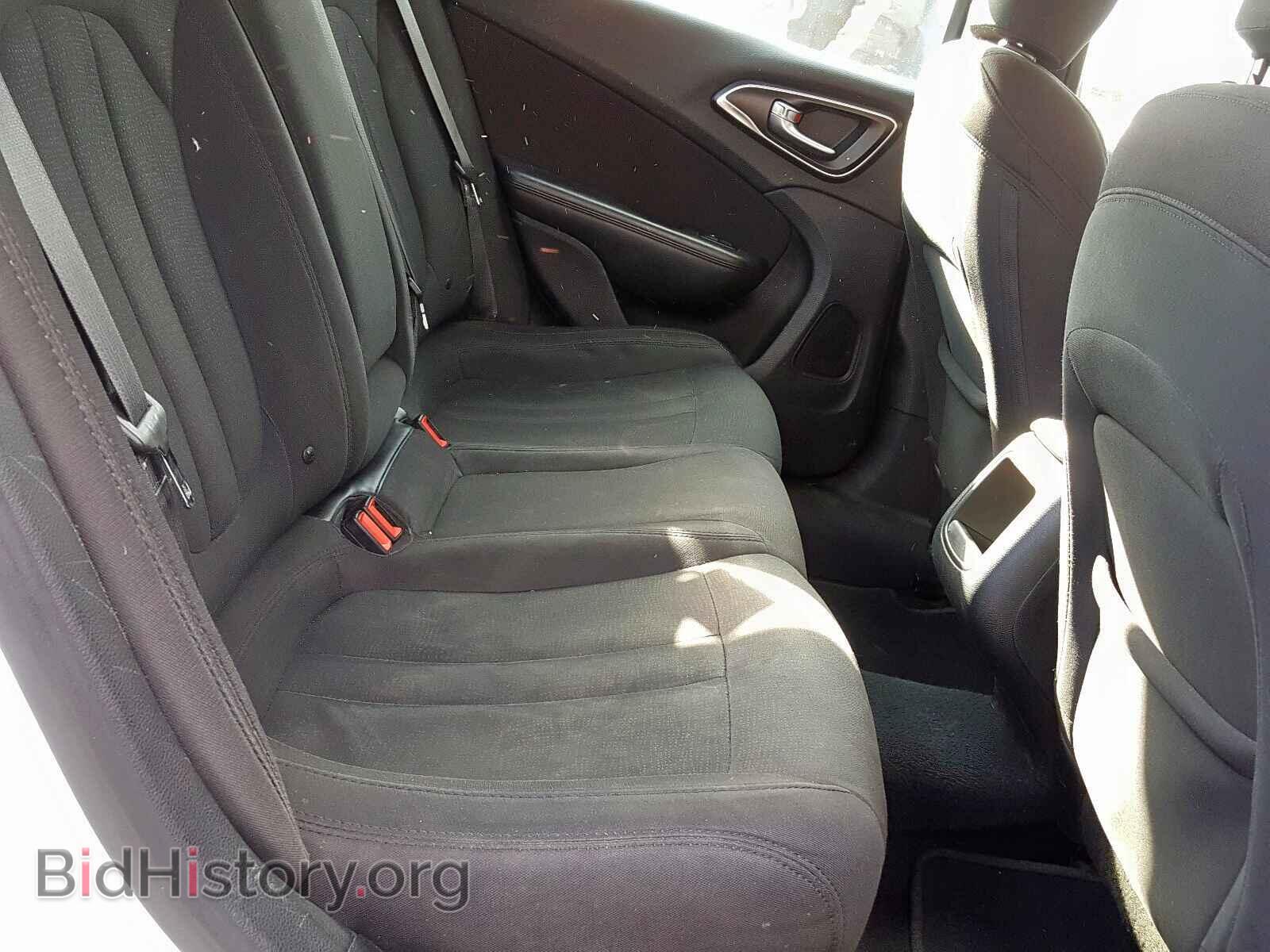 2015 CHRYSLER 200 - VIN: 1C3CCCAB9FN724713 - Фото 6