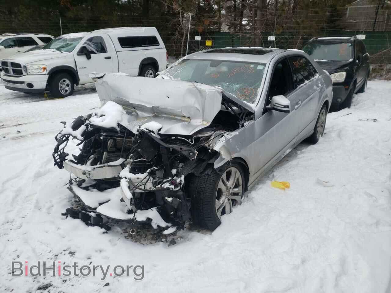 2011 MERCEDES-BENZ E-CLASS - VIN: WDDHF8HB0BA315910 - Фото 2