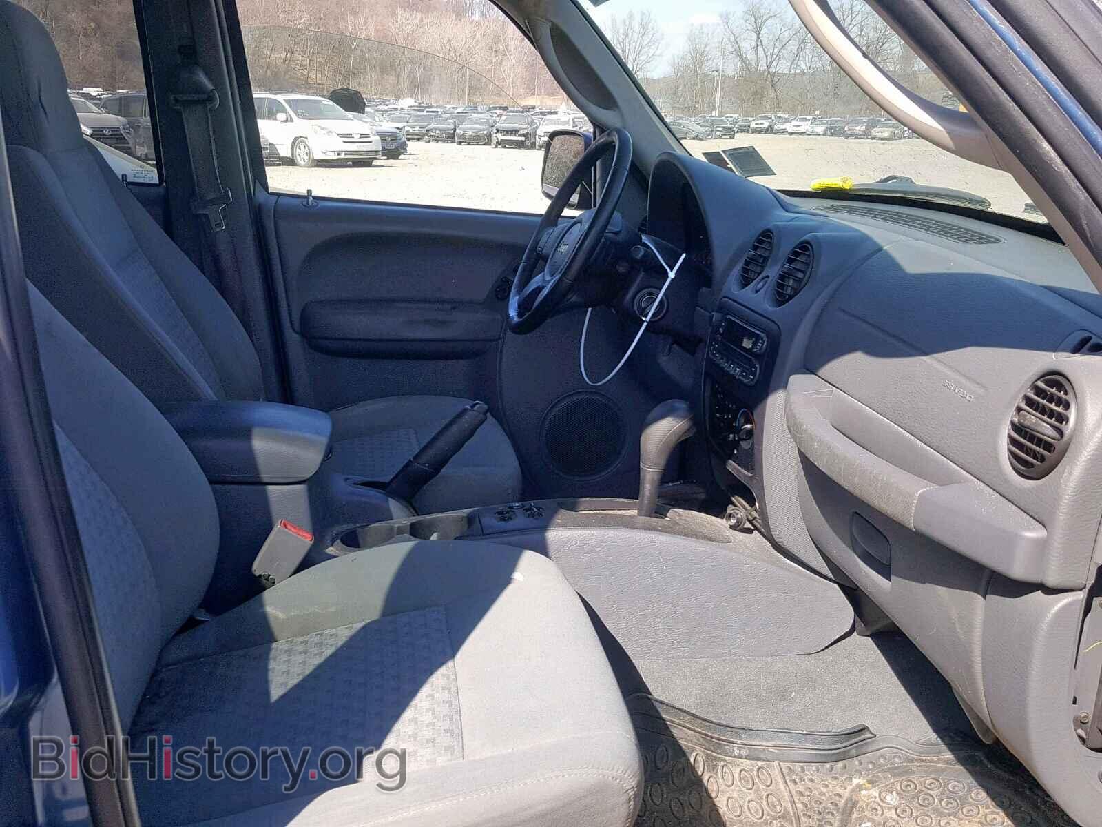 2005 JEEP LIBERTY SP - VIN: 1J4GL48K55W641663 - Фото 5