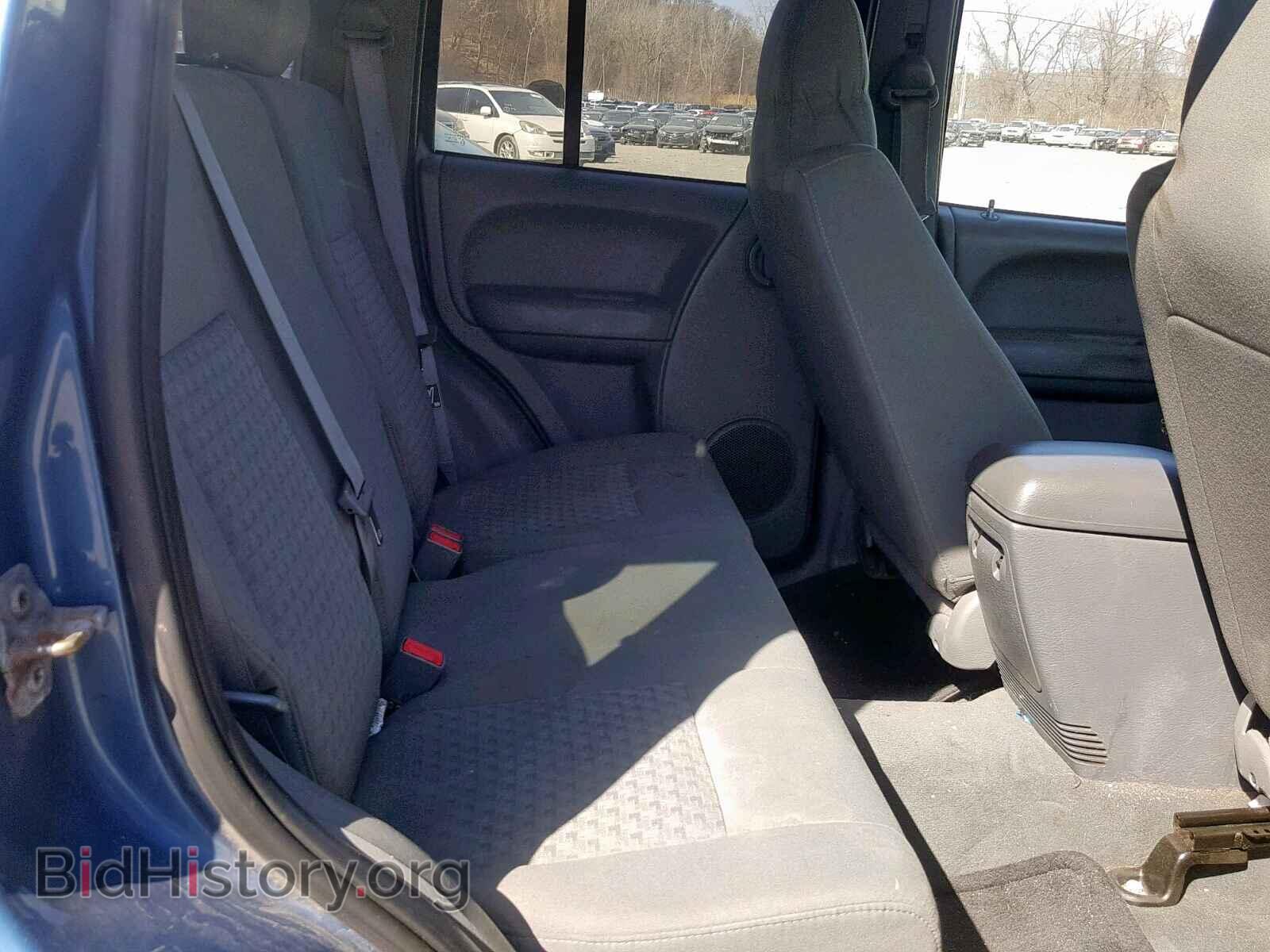 2005 JEEP LIBERTY SP - VIN: 1J4GL48K55W641663 - Фото 6