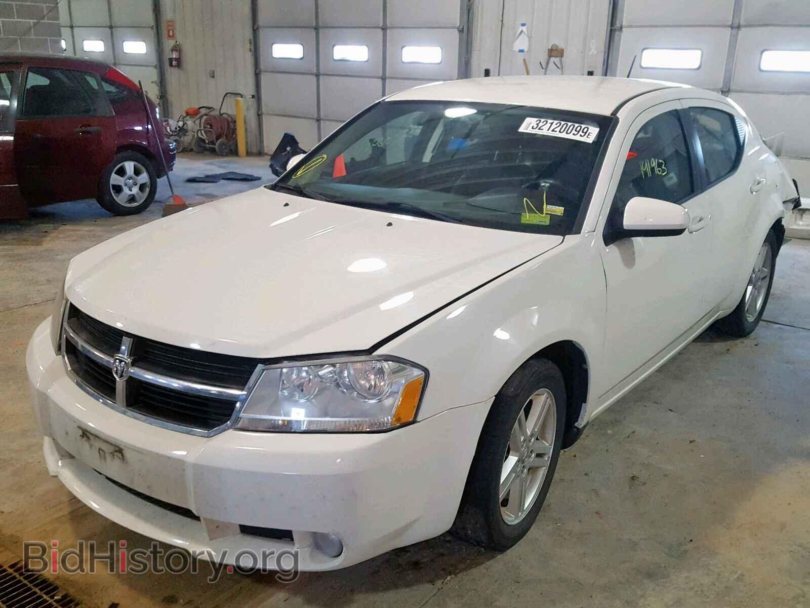 2010 DODGE AVENGER - VIN: 1B3CC5FB5AN174713 - Фото 2