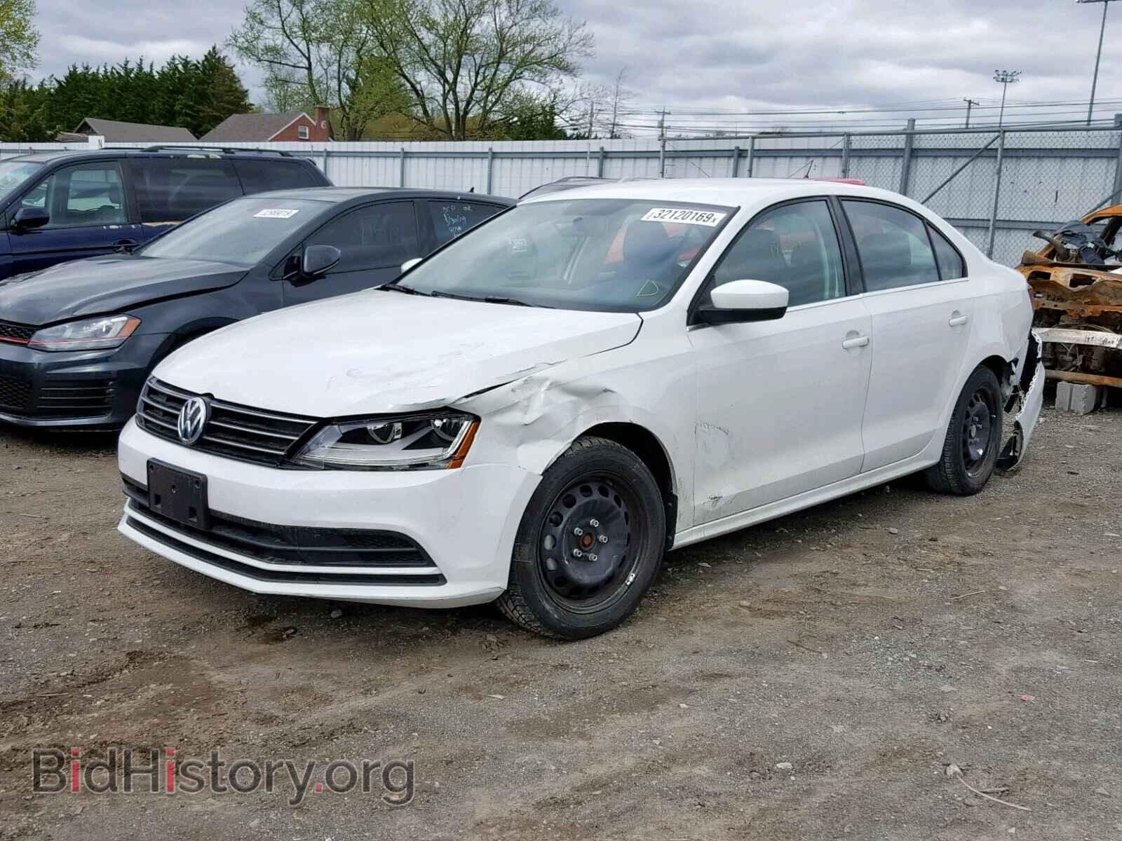 2017 VOLKSWAGEN JETTA - VIN: 3VW2B7AJXHM337087 - Фото 2