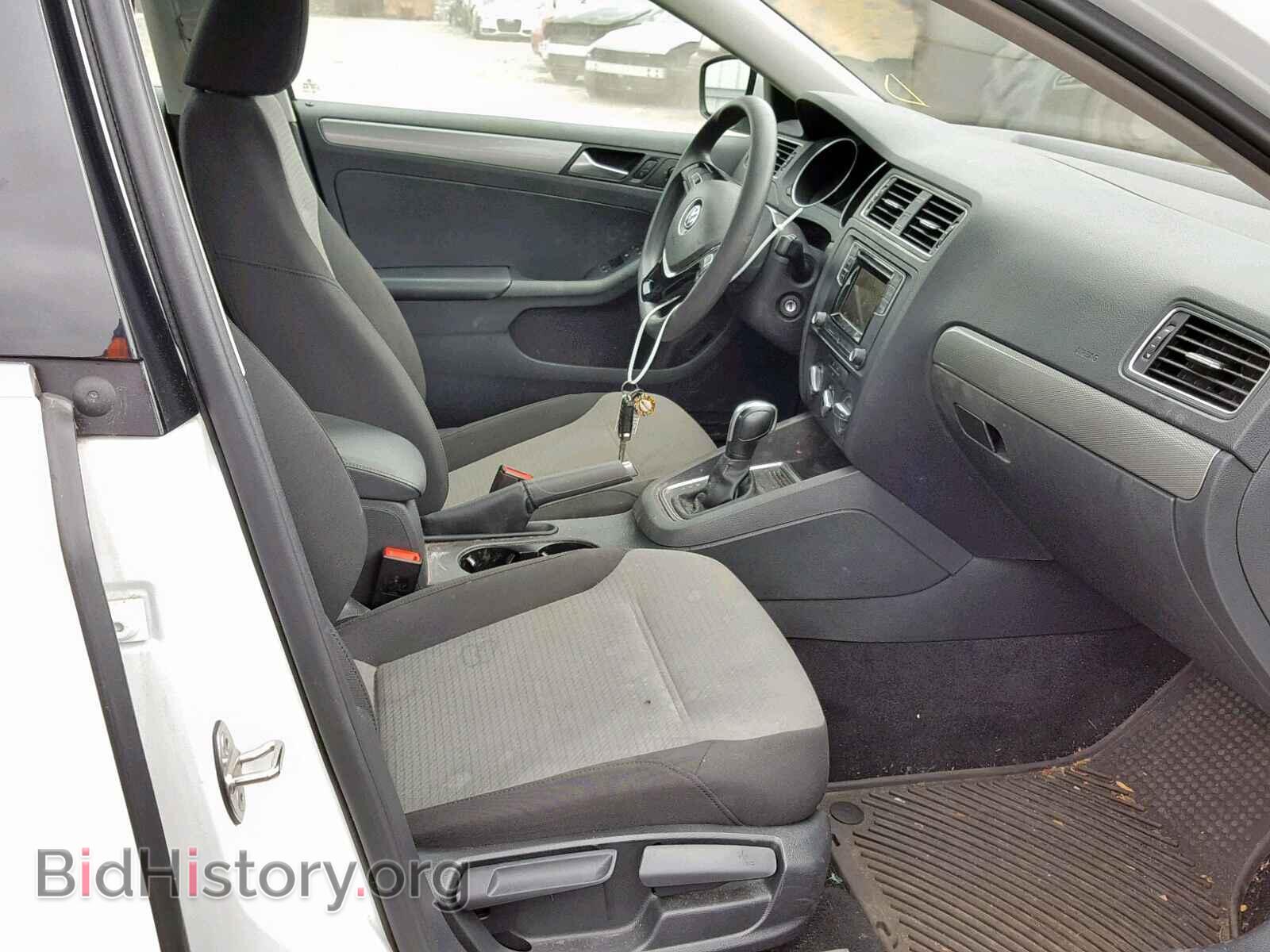 2017 VOLKSWAGEN JETTA - VIN: 3VW2B7AJXHM337087 - Фото 5