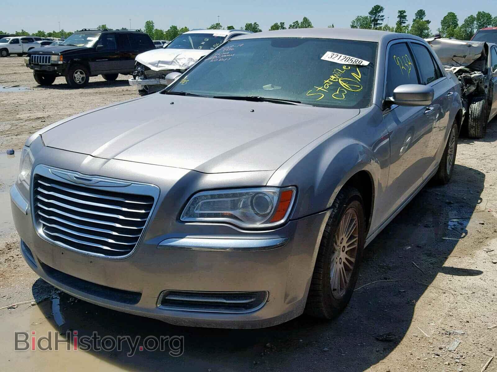 2014 CHRYSLER 300 - VIN: 2C3CCAAG5EH373936 - Фото 2
