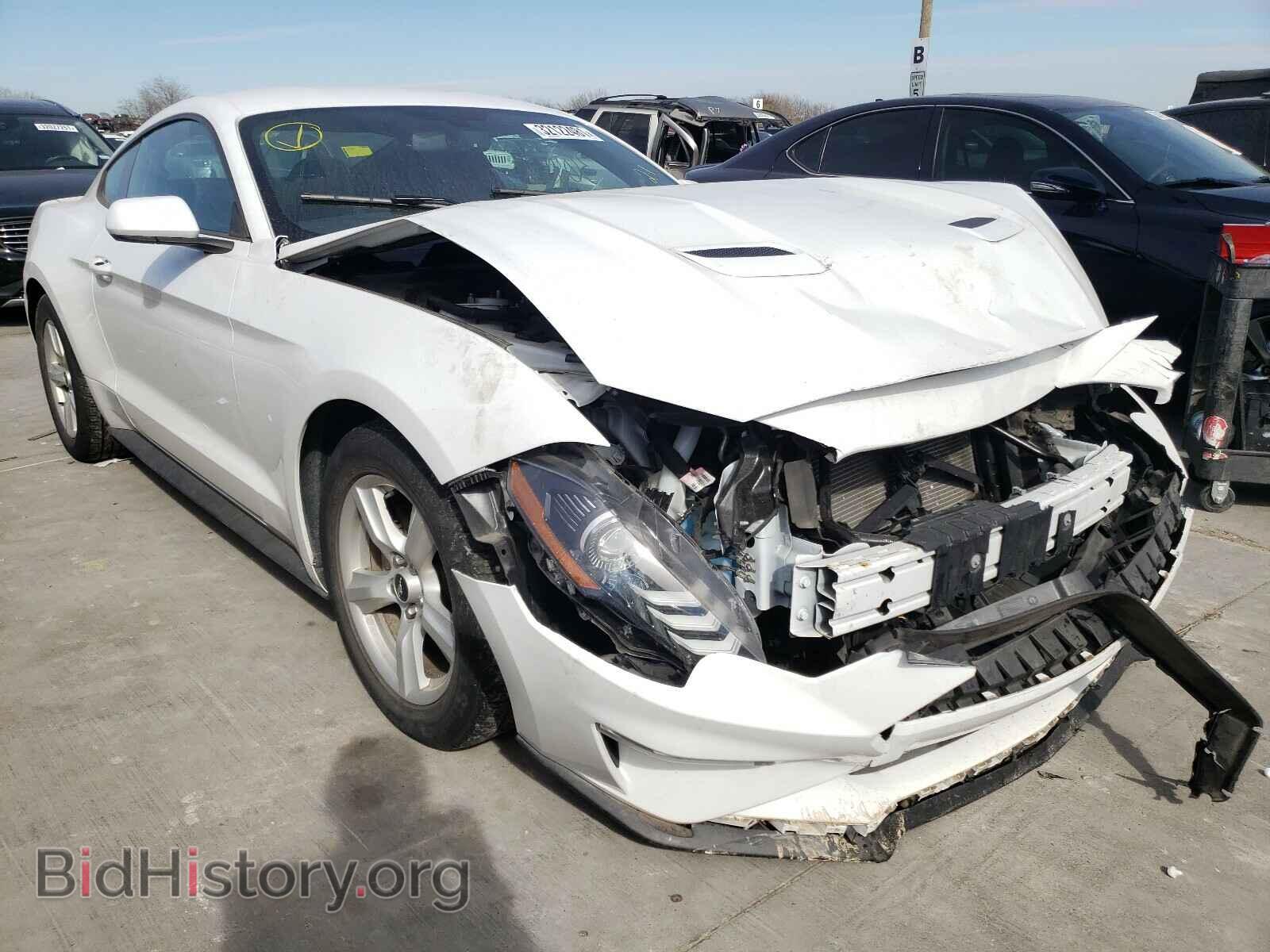 Photo 1FA6P8TH2J5180033 - FORD MUSTANG 2018