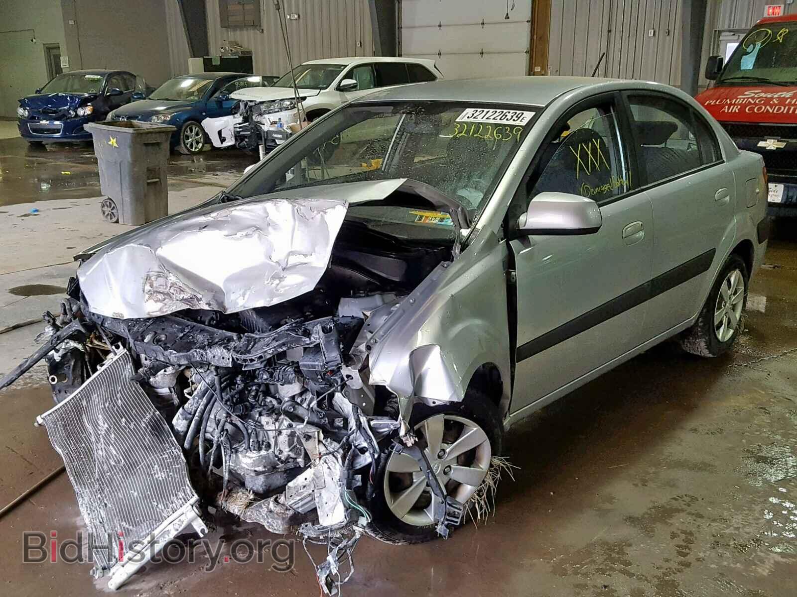 2009 KIA RIO BASE - VIN: KNADE223296495332 - Фото 2
