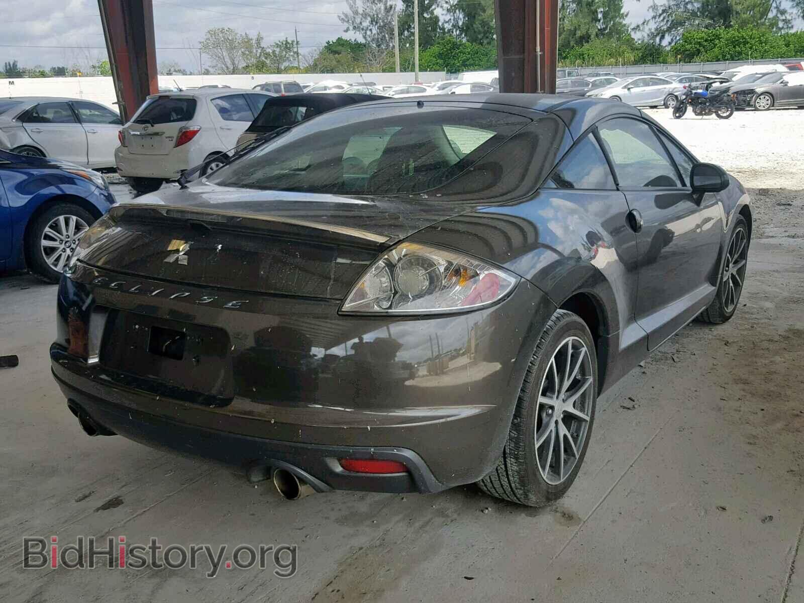 2011 MITSUBISHI ECLIPSE - VIN: 4A31K5DF6BE015146 - Photo 4