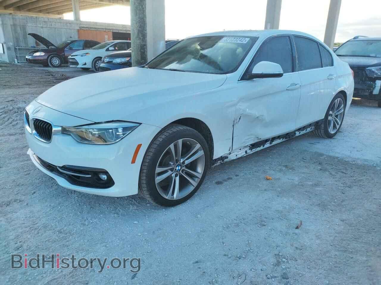 2018 BMW 3 SERIES - VIN: WBA8B9C56JEE80963 - Фото 2