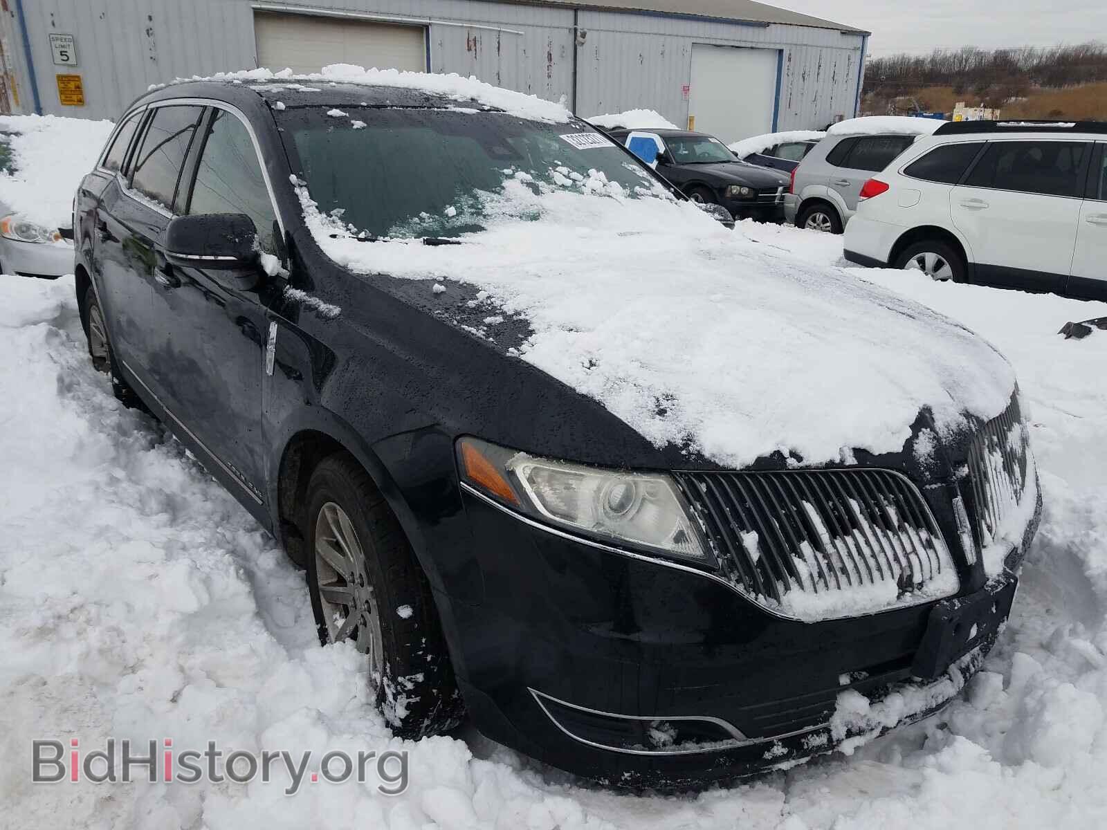 Фотография 2LMHJ5NK1DBL51043 - LINCOLN MKT 2013