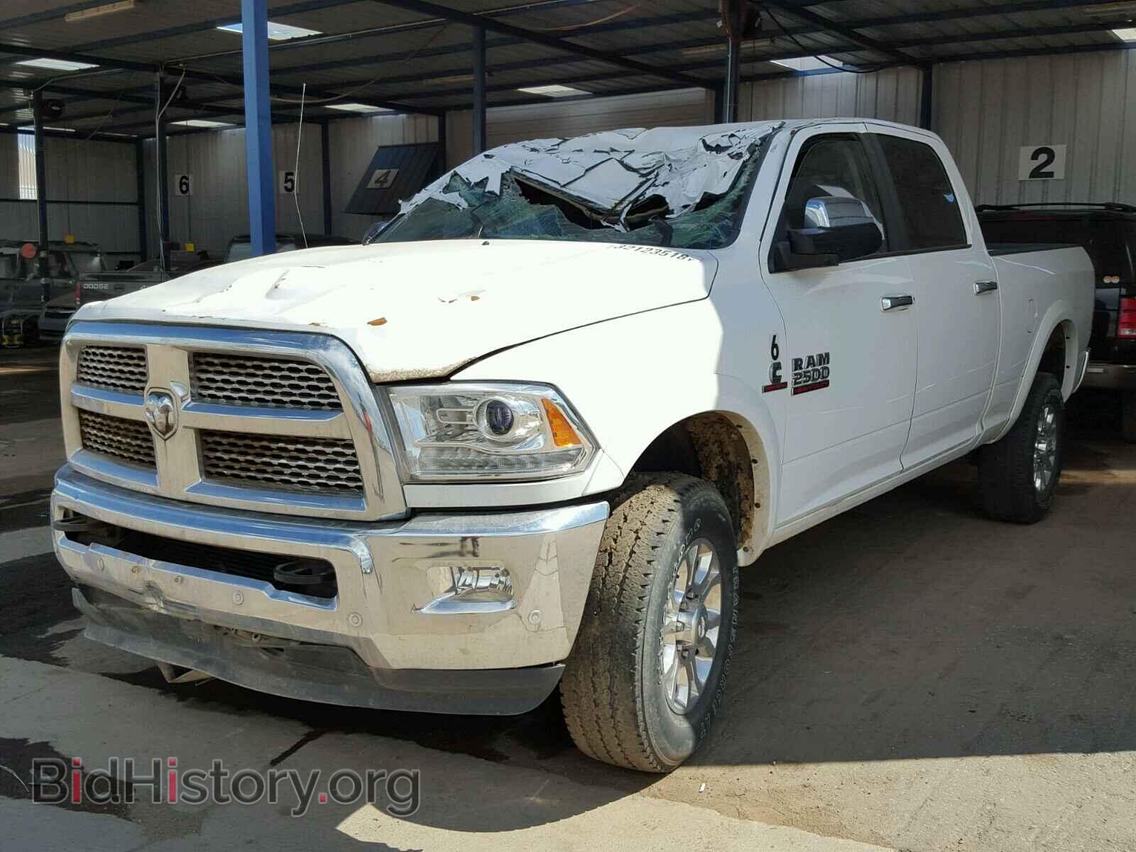 2017 RAM 2500 LARAM - VIN: 3C6UR5FL6HG759465 - Фото 2