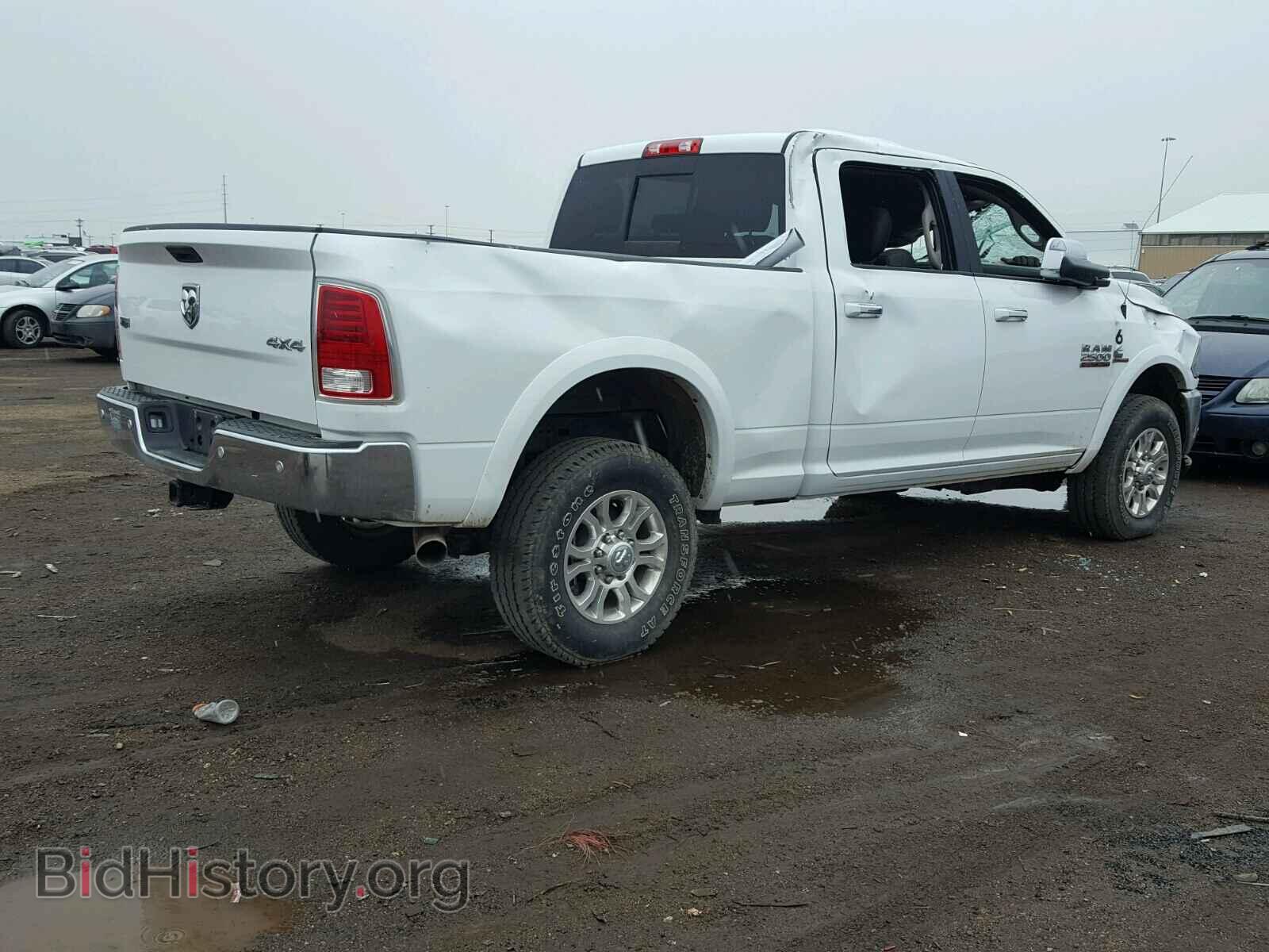 2017 RAM 2500 LARAM - VIN: 3C6UR5FL6HG759465 - Фото 4