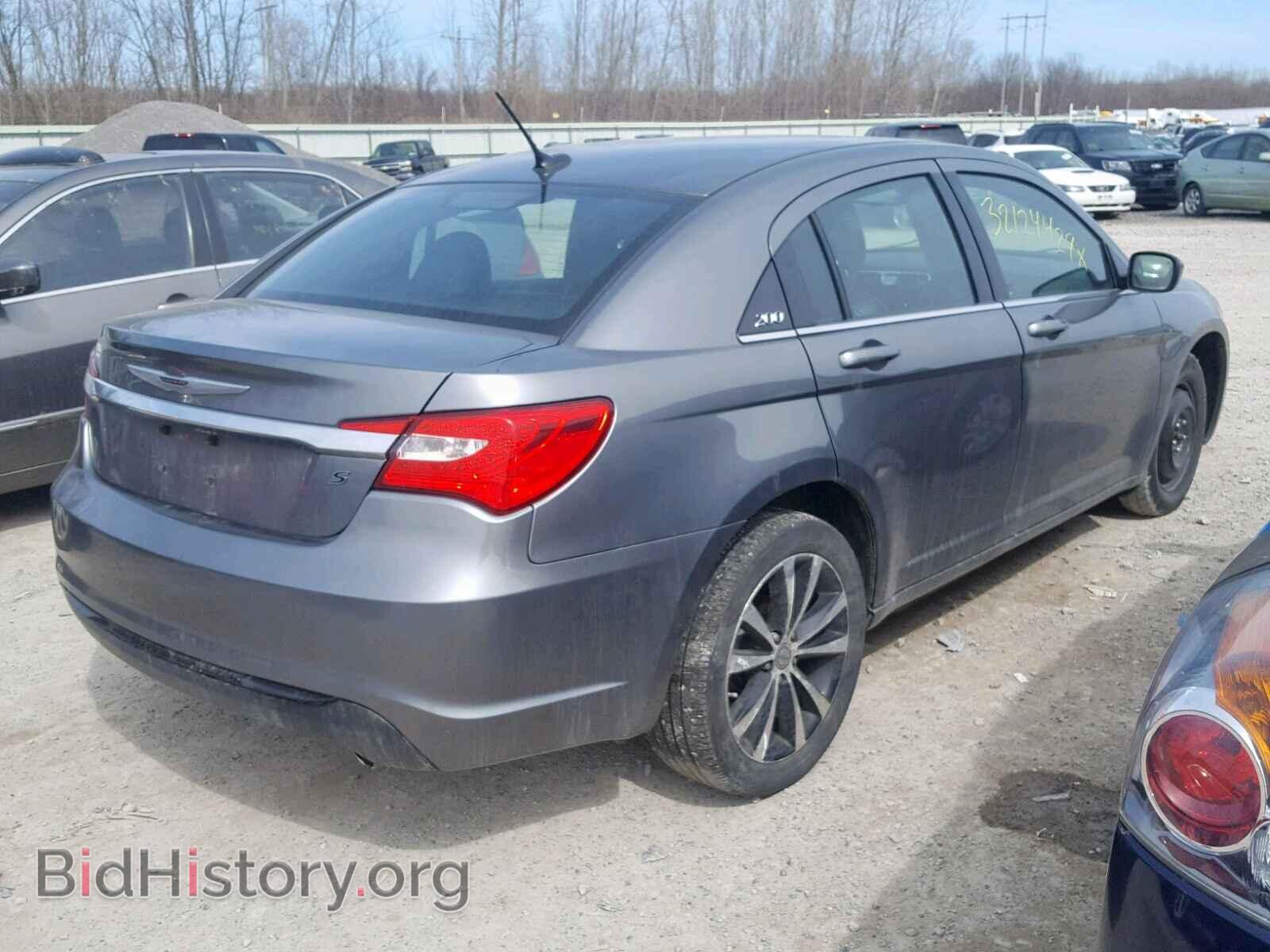 2013 CHRYSLER 200 - VIN: 1C3CCBCG1DN524182 - Photo 4