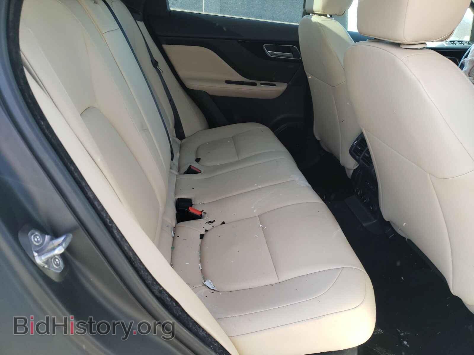 2017 JAGUAR F-PACE - VIN: SADCS2BNXHA492932 - Фото 6
