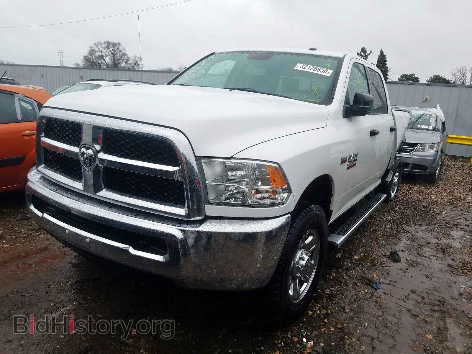 2016 RAM 2500 - VIN: 3C6TR5JT2GG111879 - Фото 2