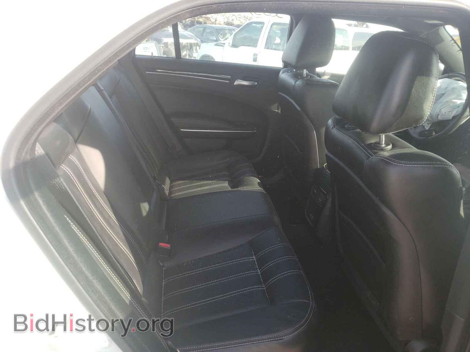 2017 CHRYSLER 300 - VIN: 2C3CCAGG4HH517617 - Фото 6