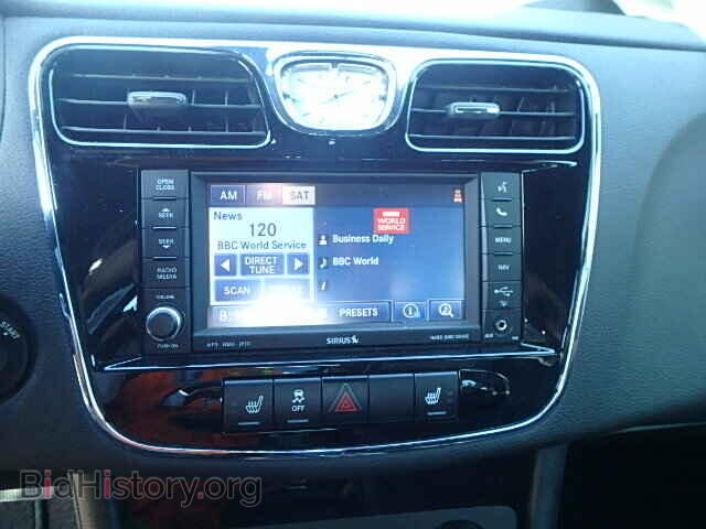 2011 CHRYSLER 200 - VIN: 1C3BC8FG2BN567386 - Фото 10